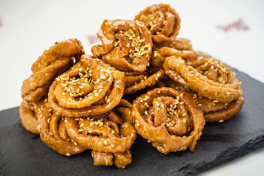 Món ăn đặc trưng của Ma Rốc: Bánh Chebakia