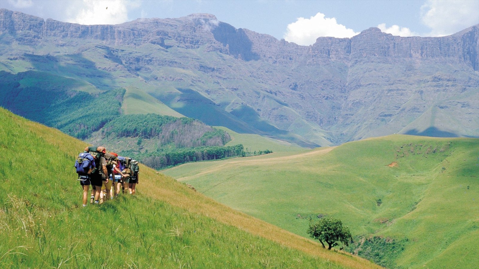 Dãy núi Drakensberg - dãy núi lớn nhất ở nam phi 