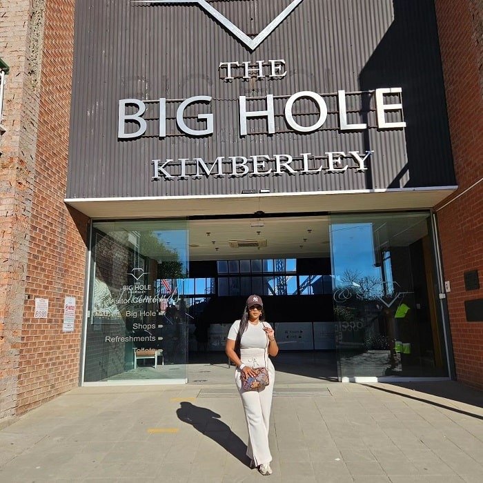 Lịch sử của hố Big Hole