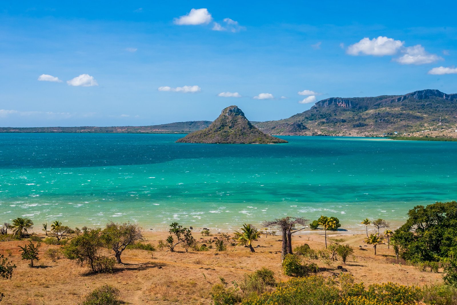 Madagascar – Hon Dao Lon Nhat Chau Phi