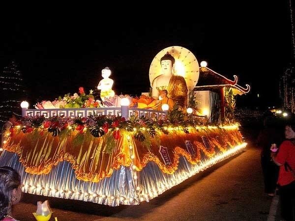 Lễ hội Vesak – Đại lễ Phật Đản