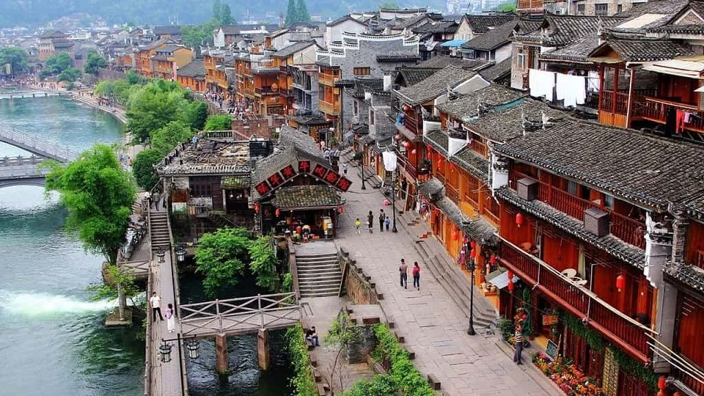 Những Lưu Ý Khi Đi Phượng Hoàng Cổ Trấn Lần Đầu Không Thể Bỏ Qua