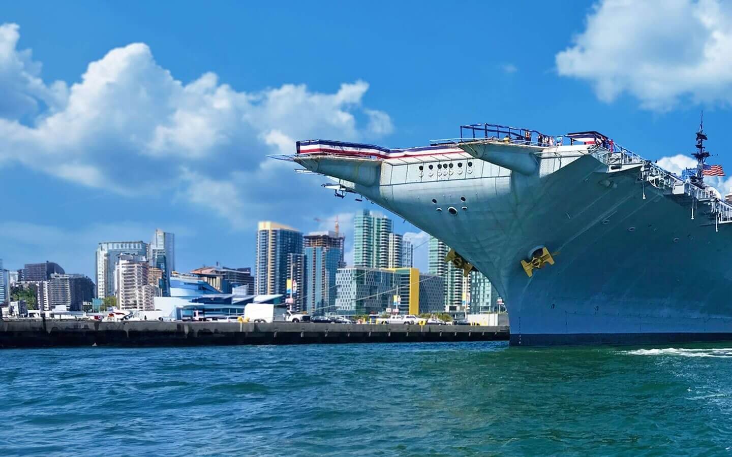 du lịch San Diego: USS Midway Museum