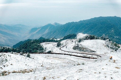 tháng 12 du lịch ở đâu miền bắc: Đỉnh Mẫu Sơn
