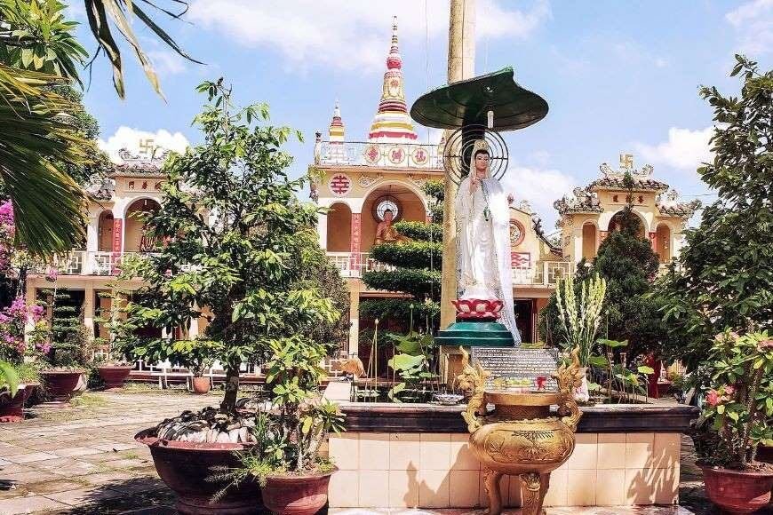 Bỏ qua để đến phần nội dung chínhTắt chế độ cuộn liên tục Hỗ trợ truy cập Phản hồi về hỗ trợ truy cập Chùa Tiên Châu tọa lạc ở đâu? Tất cả Hình ảnh Video Tin tức Mua sắm Web Sách Thêm Công cụ Travelviet Châu vĩnh long Tượng phật Ngôi chùa Di tích Cù lao Kiến trúc Du lịch Đã lưu Chùa Tiên Châu – Wikipedia tiếng Việt Wikipedia Chùa Tiên Châu – Wikipedia tiếng Việt Tham quan chùa Tiên Châu - Cổ tự lâu đời nhất Vĩnh Long - VGMO VGMO Tham quan chùa Tiên Châu - Cổ tự lâu đời nhất Vĩnh Long - VGMO Ghé thăm chùa Tiên Châu Vĩnh Long - Vẻ đẹp lịch sử của ngôi chùa lâu đời Crystal Bay Ghé thăm chùa Tiên Châu Vĩnh Long - Vẻ đẹp lịch sử của ngôi chùa lâu đời Di tích chùa Tiên Châu - nét đẹp cổ xưa ở Vĩnh Long - www.dulichvn.org.vn dulichvn.org.vn Di tích chùa Tiên Châu - nét đẹp cổ xưa ở Vĩnh Long - www.dulichvn.org.vn Ghé thăm chùa Tiên Châu Vĩnh Long - Vẻ đẹp lịch sử của ngôi chùa lâu đời Crystal Bay Ghé thăm chùa Tiên Châu Vĩnh Long - Vẻ đẹp lịch sử của ngôi chùa lâu đời Chùa Tiên Châu ở Vĩnh Long - Báo Cần Thơ Online Báo Cần Thơ Chùa Tiên Châu ở Vĩnh Long - Báo Cần Thơ Online Chùa Tiên Châu Vườn hoa phật giáo Chùa Tiên Châu CHÙA TIÊN CHÂU Du lịch Vĩnh Long CHÙA TIÊN CHÂU Ghé thăm chùa Tiên Châu Vĩnh Long - Vẻ đẹp lịch sử của ngôi chùa lâu đời Crystal Bay Ghé thăm chùa Tiên Châu Vĩnh Long - Vẻ đẹp lịch sử của ngôi chùa lâu đời Chùa Tiên Châu năm 2025 Mytour blog Chùa Tiên Châu năm 2025 Tham quan chùa Tiên Châu - Cổ tự lâu đời nhất Vĩnh Long - VGMO VGMO Tham quan chùa Tiên Châu - Cổ tự lâu đời nhất Vĩnh Long - VGMO Vẻ đẹp chùa Tiên Châu: Ngôi chùa cổ nhất đất Vĩnh Long Chùa Tiên Châu POLIVA Vẻ đẹp chùa Tiên Châu: Ngôi chùa cổ nhất đất Vĩnh Long Chùa Tiên Châu Chùa Tiên Châu – Vĩnh Long dailytravelvietnam.com Chùa Tiên Châu – Vĩnh Long Chùa Tiên Châu (Chùa Di Đà, Long Hồ – Vĩnh Long) – Chốn Thiêng Chốn Thiêng Chùa Tiên Châu (Chùa Di Đà, Long Hồ – Vĩnh Long) – Chốn Thiêng Du lịch Vĩnh Long – Chùa Tiên Châu | Viet Fun Travel Viet Fun Travel Du lịch Vĩnh Long – Chùa Tiên Châu | Viet Fun Travel Tham quan chùa Tiên Châu - Cổ tự lâu đời nhất Vĩnh Long - VGMO VGMO Tham quan chùa Tiên Châu - Cổ tự lâu đời nhất Vĩnh Long - VGMO Chùa Tiên Châu trên cù lao An Bình, Vĩnh Long - Tạp chí Kinh tế Sài Gòn Saigon Times Chùa Tiên Châu trên cù lao An Bình, Vĩnh Long - Tạp chí Kinh tế Sài Gòn Ghé thăm chùa Tiên Châu Vĩnh Long - Vẻ đẹp lịch sử của ngôi chùa lâu đời Crystal Bay Ghé thăm chùa Tiên Châu Vĩnh Long - Vẻ đẹp lịch sử của ngôi chùa lâu đời Chùa Tiên Châu – Wikipedia tiếng Việt Wikipedia Chùa Tiên Châu – Wikipedia tiếng Việt Chùa Tiên Châu Vườn hoa phật giáo Chùa Tiên Châu Chùa Tiên Châu (Chùa Di Đà, Long Hồ – Vĩnh Long) – Chốn Thiêng Chốn Thiêng Chùa Tiên Châu (Chùa Di Đà, Long Hồ – Vĩnh Long) – Chốn Thiêng Tham quan chùa Tiên Châu - Cổ tự lâu đời nhất Vĩnh Long - VGMO VGMO Tham quan chùa Tiên Châu - Cổ tự lâu đời nhất Vĩnh Long - VGMO Chùa Tiên Châu – Vĩnh Long dailytravelvietnam.com Chùa Tiên Châu – Vĩnh Long Vĩnh Long] khám phá chùa Tiên Châu - ngôi chùa cổ nhất tại Vĩnh Long Khám Phá Di Sản Vĩnh Long] khám phá chùa Tiên Châu - ngôi chùa cổ nhất tại Vĩnh Long Tìm kiếm có liên quan chùa phật ngọc xá lợi cầu mỹ thuận đình long thanh Chùa Tiên Châu - Du lịch Vĩnh Long VamVo.com Chùa Tiên Châu - Du lịch Vĩnh Long Chùa Tiên BAN QUẢN LÝ CÁC KHU DI TÍCH HUYỆN LẠC THỦY Chùa Tiên Ngôi chùa hơn 300 năm tuổi trên mảnh đất cù lao Vĩnh Long VietNamNet Ngôi chùa hơn 300 năm tuổi trên mảnh đất cù lao Vĩnh Long Chùa Tiên Châu – Wikipedia tiếng Việt Wikipedia Chùa Tiên Châu – Wikipedia tiếng Việt QUẦN THỂ DU LỊCH CHÙA TIÊN - ĐỘNG PHÚ LÃO Hòa Bình QUẦN THỂ DU LỊCH CHÙA TIÊN - ĐỘNG PHÚ LÃO Chùa Tiên Châu Vĩnh Long | Du lịch Cần Thơ Thiên Lạc : Du lịch Cần Thơ Thiên Lạc Du lịch Thiên Lạc Cần Thơ Chùa Tiên Châu Vĩnh Long | Du lịch Cần Thơ Thiên Lạc : Du lịch Cần Thơ Thiên Lạc CÁC ĐIỂM ĐẾN KHÔNG THỂ BỎ QUA KHI ĐẾN VĨNH LONG Du lịch Vĩnh Long CÁC ĐIỂM ĐẾN KHÔNG THỂ BỎ QUA KHI ĐẾN VĨNH LONG Chùa Tiên BAN QUẢN LÝ CÁC KHU DI TÍCH HUYỆN LẠC THỦY Chùa Tiên Vĩnh Long] khám phá chùa Tiên Châu - ngôi chùa cổ nhất tại Vĩnh Long Khám Phá Di Sản Vĩnh Long] khám phá chùa Tiên Châu - ngôi chùa cổ nhất tại Vĩnh Long Chùa Kim Tiên - Điểm đến mới siêu đẹp ở Tịnh Biên, An Giang Du Lịch Miền Tây Chùa Kim Tiên - Điểm đến mới siêu đẹp ở Tịnh Biên, An Giang Tham quan chùa Tiên Châu - Cổ tự lâu đời nhất Vĩnh Long - VGMO VGMO Tham quan chùa Tiên Châu - Cổ tự lâu đời nhất Vĩnh Long - VGMO Về Tiền Giang chiêm bái những ngôi chùa uy nghiêm, thu hút nhiều du khách thập phương Dân Việt Về Tiền Giang chiêm bái những ngôi chùa uy nghiêm, thu hút nhiều du khách thập phương Vẻ đẹp chùa Tiên Châu: Ngôi chùa cổ nhất đất Vĩnh Long Chùa Tiên Châu POLIVA Vẻ đẹp chùa Tiên Châu: Ngôi chùa cổ nhất đất Vĩnh Long Chùa Tiên Châu Tiên Châu tự - Ngôi chùa cổ nhất Vĩnh Long | Về chốn linh thiêng (VOVTV) - YouTube YouTube Tiên Châu tự - Ngôi chùa cổ nhất Vĩnh Long | Về chốn linh thiêng (VOVTV) - YouTube Ngôi chùa hơn 300 năm tuổi trên mảnh đất cù lao Vĩnh Long VietNamNet Ngôi chùa hơn 300 năm tuổi trên mảnh đất cù lao Vĩnh Long 5 điểm đến không thể bỏ lỡ khi đi lễ chùa đầu năm ở miền Nam Sức khỏe đời sống 5 điểm đến không thể bỏ lỡ khi đi lễ chùa đầu năm ở miền Nam MỘT SỐ NGÔI CHÙA CÓ KIẾN TRÚC ĐỘC ĐÁO KHÔNG THỂ BỎ QUA KHI ĐẾN VỚI DU LỊCH VĨNH LONG Du lịch Vĩnh Long MỘT SỐ NGÔI CHÙA CÓ KIẾN TRÚC ĐỘC ĐÁO KHÔNG THỂ BỎ QUA KHI ĐẾN VỚI DU LỊCH VĨNH LONG Về thăm chùa Nam Sơn Đà Nẵng - Tiên cảnh giữa chốn phồn hoa Báo Lao Động Về thăm chùa Nam Sơn Đà Nẵng - Tiên cảnh giữa chốn phồn hoa Chùa Tiên Hòa Bình - quần thể du lịch tâm linh nằm 'sát vách' chùa Hương Lữ Hành Việt Nam Chùa Tiên Hòa Bình - quần thể du lịch tâm linh nằm 'sát vách' chùa Hương Vĩnh Long] khám phá chùa Tiên Châu - ngôi chùa cổ nhất tại Vĩnh Long Khám Phá Di Sản Vĩnh Long] khám phá chùa Tiên Châu - ngôi chùa cổ nhất tại Vĩnh Long Hành hương Chùa Tiên Hòa Bình có kiến trúc nhà sàn độc đáo MIA.vn Hành hương Chùa Tiên Hòa Bình có kiến trúc nhà sàn độc đáo Tham quan chùa Tiên Châu - Cổ tự lâu đời nhất Vĩnh Long - VGMO VGMO Tham quan chùa Tiên Châu - Cổ tự lâu đời nhất Vĩnh Long - VGMO Viếng ngôi chùa có dấu tích xưa trên đất Mỹ Tho - Tin tức miền Tây Tin tức miền Tây - Báo An Giang Viếng ngôi chùa có dấu tích xưa trên đất Mỹ Tho - Tin tức miền Tây Trang chủ - Sở Văn hóa thể thao và Du lịch - Cổng thông tin điện tử tỉnh Bắc Ninh Trang chủ - Sở Văn hóa thể thao và Du lịch - Cổng thông tin điện tử tỉnh Bắc Ninh Trang chủ - Sở Văn hóa thể thao và Du lịch - Cổng thông tin điện tử tỉnh Bắc Ninh Tìm kiếm có liên quan chùa tiên châu chùa tiên châu vĩnh long chùa tiên lạng sơn Chùa Châu Thới - cổ tự xứ Bình Dương hanoimoi.com Chùa Châu Thới - cổ tự xứ Bình Dương Ngôi chùa hơn 300 năm tuổi trên mảnh đất cù lao Vĩnh Long VietNamNet Ngôi chùa hơn 300 năm tuổi trên mảnh đất cù lao Vĩnh Long Chùa Tiên | Du lịch Lạc Thủy | Dulich24.com.vn Tour du lịch Chùa Tiên | Du lịch Lạc Thủy | Dulich24.com.vn QUẦN THỂ DU LỊCH CHÙA TIÊN - ĐỘNG PHÚ LÃO Hòa Bình QUẦN THỂ DU LỊCH CHÙA TIÊN - ĐỘNG PHÚ LÃO Vãn cảnh Chùa Tuyên Linh - Khu lưu niệm Nguyễn Sinh Sắc ở Bến Tre Du Lịch Miền Tây Vãn cảnh Chùa Tuyên Linh - Khu lưu niệm Nguyễn Sinh Sắc ở Bến Tre Chùa Tiên - điểm đến tâm linh dịp xuân về Tập đoàn Thái Bình Dương Chùa Tiên - điểm đến tâm linh dịp xuân về Chi tiết - Cổng thông tin điện tử tỉnh Bắc Ninh Chi tiết - Cổng thông tin điện tử tỉnh Bắc Ninh Chi tiết - Cổng thông tin điện tử tỉnh Bắc Ninh 5 điểm đến không thể bỏ lỡ khi đi lễ chùa đầu năm ở miền Nam Sức khỏe đời sống 5 điểm đến không thể bỏ lỡ khi đi lễ chùa đầu năm ở miền Nam Khám phá Chùa Tiên Châu ở Vĩnh Long - ngôi chùa có tuổi đời lâu nhất Mytour Khám phá Chùa Tiên Châu ở Vĩnh Long - ngôi chùa có tuổi đời lâu nhất Chùa Kim Tiên - Điểm đến tâm linh nổi tiếng An Giang Traveloka Chùa Kim Tiên - Điểm đến tâm linh nổi tiếng An Giang Ngôi chùa 400 năm tuổi có 'hòn đá thần' trên đỉnh núi ở Bình Dương - Báo An Giang Online Báo An Giang Ngôi chùa 400 năm tuổi có 'hòn đá thần' trên đỉnh núi ở Bình Dương - Báo An Giang Online Du lịch Châu Đốc nhớ ghé Miếu Bà Chúa Xứ Núi Sam Tín Việt Travel Du lịch Châu Đốc nhớ ghé Miếu Bà Chúa Xứ Núi Sam UPDATE Bảng Giá Vé Tham Quan Tại Vĩnh Long Năm 2025 Du lịch INTOUR UPDATE Bảng Giá Vé Tham Quan Tại Vĩnh Long Năm 2025 Tour Đầm Đa Hòa Bình Giá Rẻ Review Kinh Nghiệm Du Lịch 2025 - Tour.Pro.Vn Tour Pro Tour Đầm Đa Hòa Bình Giá Rẻ Review Kinh Nghiệm Du Lịch 2025 - Tour.Pro.Vn Khám phá Tây An Cổ Tự ở Núi Sam - Châu Đốc Tín Việt Travel Khám phá Tây An Cổ Tự ở Núi Sam - Châu Đốc Chùa Tiên | Du lịch Lạc Thủy | Dulich24.com.vn Tour du lịch Chùa Tiên | Du lịch Lạc Thủy | Dulich24.com.vn Chùa Trăm Gian: Chốn tâm linh giữa lòng thủ đô Báo Quân đội nhân dân Chùa Trăm Gian: Chốn tâm linh giữa lòng thủ đô Kinh nghiệm khám phá chùa Bà Châu Đốc An Giang năm 2024 - Đồ cúng bà châu đốc Đồ cúng bà châu đốc Kinh nghiệm khám phá chùa Bà Châu Đốc An Giang năm 2024 - Đồ cúng bà châu đốc Ngôi chùa đầu tiên ở Tây Ninh xây dựng năm bao nhiêu, tọa lạc trên ngọn núi nào? Dân Việt Ngôi chùa đầu tiên ở Tây Ninh xây dựng năm bao nhiêu, tọa lạc trên ngọn núi nào? QUẦN THỂ DU LỊCH CHÙA TIÊN - ĐỘNG PHÚ LÃO Hòa Bình QUẦN THỂ DU LỊCH CHÙA TIÊN - ĐỘNG PHÚ LÃO Chùa Hang - Ban Quản lý Khu du lịch quốc gia Núi Sam Ban Quản lý Khu du lịch quốc gia Núi Sam Chùa Hang - Ban Quản lý Khu du lịch quốc gia Núi Sam Chùa ông Bổn - ngôi chùa lâu đời nhất của người Hoa tại TPHCM Báo Lao Động Chùa ông Bổn - ngôi chùa lâu đời nhất của người Hoa tại TPHCM H.Chợ Gạo: Lịch Sử Chùa Huệ Quang Phật giáo Tiền Giang H.Chợ Gạo: Lịch Sử Chùa Huệ Quang Chùa Tiên Hòa Bình - quần thể du lịch tâm linh nằm 'sát vách' chùa Hương Lữ Hành Việt Nam Chùa Tiên Hòa Bình - quần thể du lịch tâm linh nằm 'sát vách' chùa Hương Tìm kiếm có liên quan chùa phước hậu vĩnh long cảnh đẹp ở vĩnh long chùa tiên châu ở vĩnh long Đền Chử Đồng Tử - Di tích đẹp cổ kính ở Hưng Yên VinWonders Đền Chử Đồng Tử - Di tích đẹp cổ kính ở Hưng Yên Các kết quả còn lại có thể không phải là thông tin bạn cần tìm kiếm. Vẫn xem thêm VGMO Tham quan chùa Tiên Châu - Cổ tự lâu đời nhất Vĩnh Long - VGMO Tham quan chùa Tiên Châu - Cổ tự lâu đời nhất Vĩnh Long - VGMO Hình ảnh có thể có bản quyền. Tìm hiểu thêm Chùa Tiên Châu – Vĩnh Long dailytravelvietnam.com Chùa Tiên Châu – Vĩnh Long Tham quan chùa Tiên Châu - Cổ tự lâu đời nhất Vĩnh Long - VGMO VGMO Tham quan chùa Tiên Châu - Cổ tự lâu đời nhất Vĩnh Long - VGMO Chùa Tiên Châu năm 2025 Mytour blog Chùa Tiên Châu năm 2025 Fájl:CHUA TIEN CHAU.JPG – Wikipédia Wikipédia Fájl:CHUA TIEN CHAU.JPG – Wikipédia Chùa Tiên Châu kỳ quan miền sông nước Phatgiao.org Chùa Tiên Châu kỳ quan miền sông nước CHÙA TIÊN CHÂU VĨNH LONG 2022 Đông Du Khách Tham Quan Chiêm Bái Ngày Rằm Tháng 7 | Khương Nhựt Minh - YouTube YouTube CHÙA TIÊN CHÂU VĨNH LONG 2022 Đông Du Khách Tham Quan Chiêm Bái Ngày Rằm Tháng 7 | Khương Nhựt Minh - YouTube Chùa Tiên Châu TravelViet Chùa Tiên Châu Chùa Tiên Châu năm 2025 Mytour blog Chùa Tiên Châu năm 2025 Ghé thăm chùa Tiên Châu Vĩnh Long - Vẻ đẹp lịch sử của ngôi chùa lâu đời Crystal Bay Ghé thăm chùa Tiên Châu Vĩnh Long - Vẻ đẹp lịch sử của ngôi chùa lâu đời Chùa Tiên Châu Vĩnh Long, Việt Nam Gody.vn Chùa Tiên Châu Vĩnh Long, Việt Nam Chùa Tiên Châu (Chùa Di Đà, Long Hồ – Vĩnh Long) – Chốn Thiêng Chốn Thiêng Chùa Tiên Châu (Chùa Di Đà, Long Hồ – Vĩnh Long) – Chốn Thiêng Tham quan Chùa Tiên Châu ở Vĩnh Long có tuổi đời lâu nhất MIA.vn Tham quan Chùa Tiên Châu ở Vĩnh Long có tuổi đời lâu nhất Xem thêm Xem kết quả tìm kiếm hình ảnh cho ⁦chùa phật ngọc xá lợi⁩ ⁦cầu mỹ thuận⁩ ⁦đình long thanh⁩ ⁦chùa tiên châu vĩnh long⁩ Gửi phản hồi Nhận trợ giúp Đã lưu
