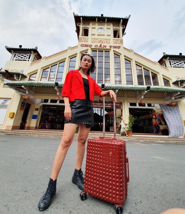 Chuẩn bị balo, vali phù hợp khi đi miền Tây