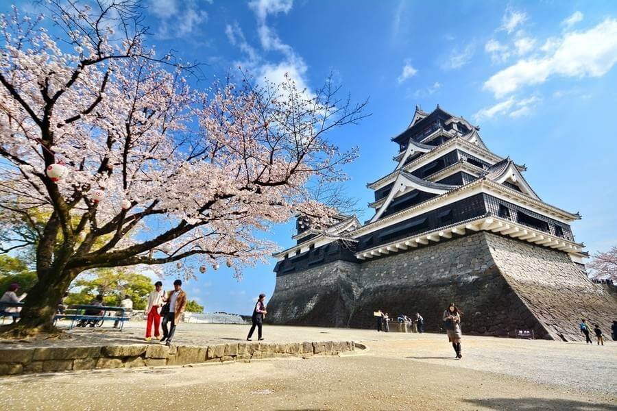 Nên đi du lịch Fukuoka tự túc vào thời gian nào?