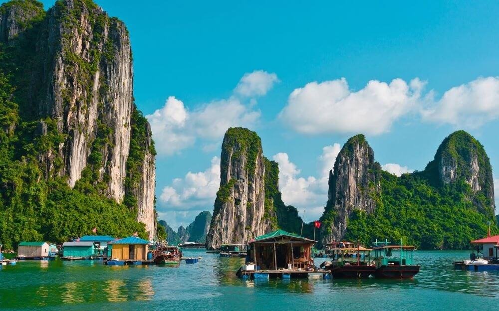Vịnh Hạ Long, Việt Nam