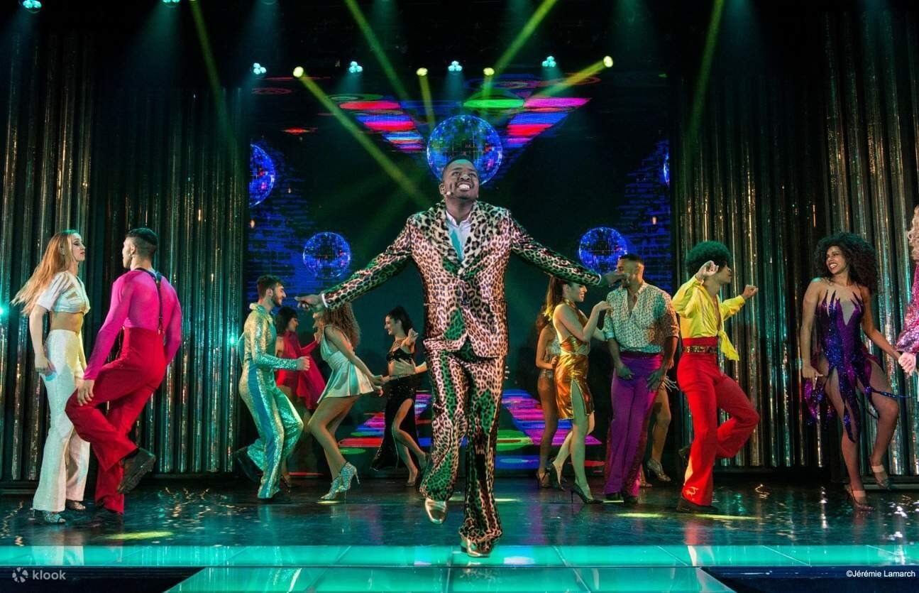 Đêm diễn Paradis Latin Cabaret