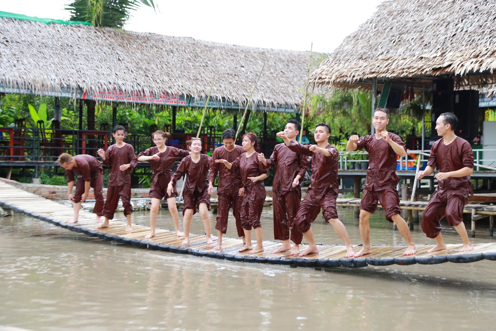 Đến cù lao Long Trị chơi gì? 1