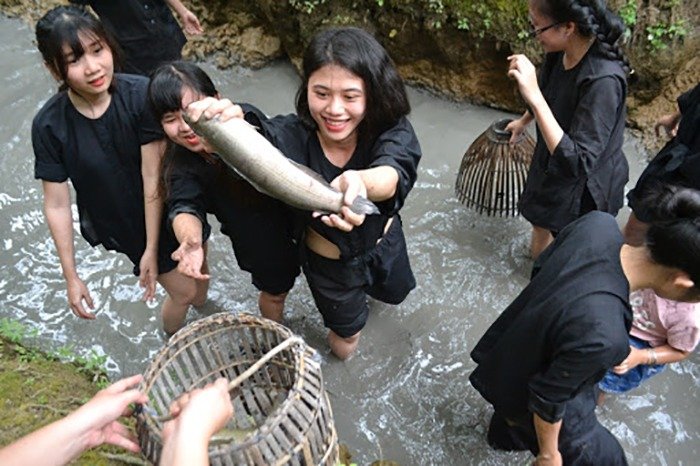 Đến cù lao Long Trị chơi gì? 2