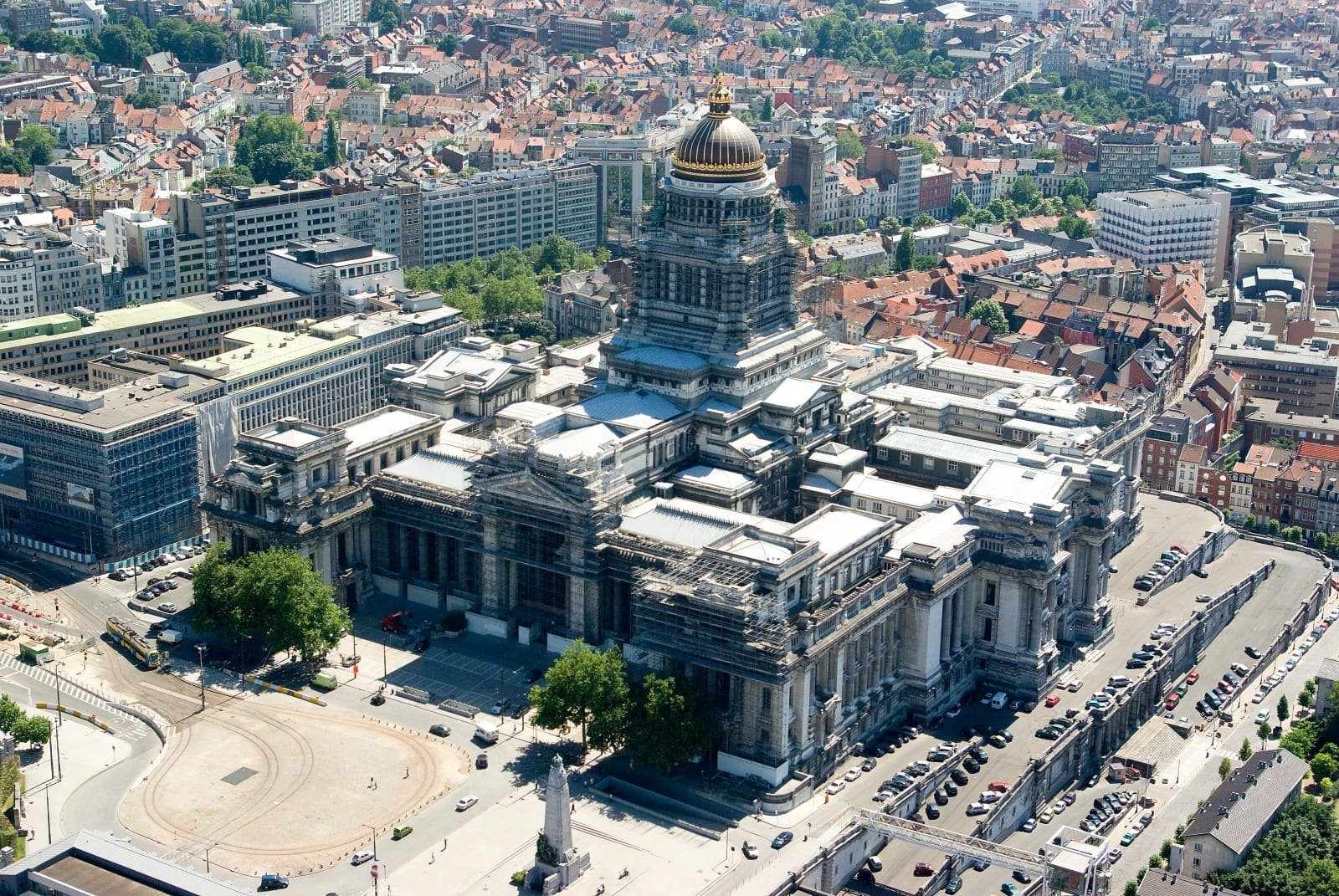 Một số lưu ý khi tham quan Palais de Justice
