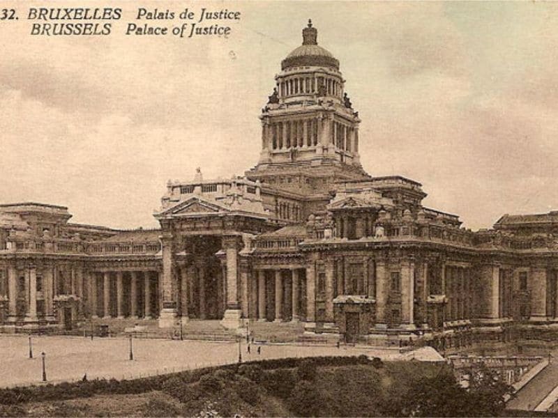 Lịch sử tòa nhà Palais de Justice Bỉ
