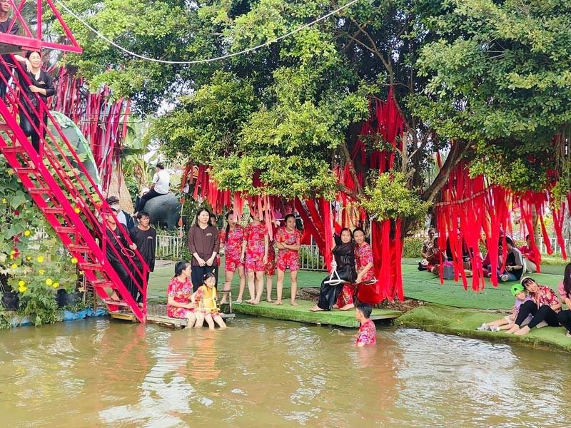 Khu du lịch Happy Land Hùng Thy