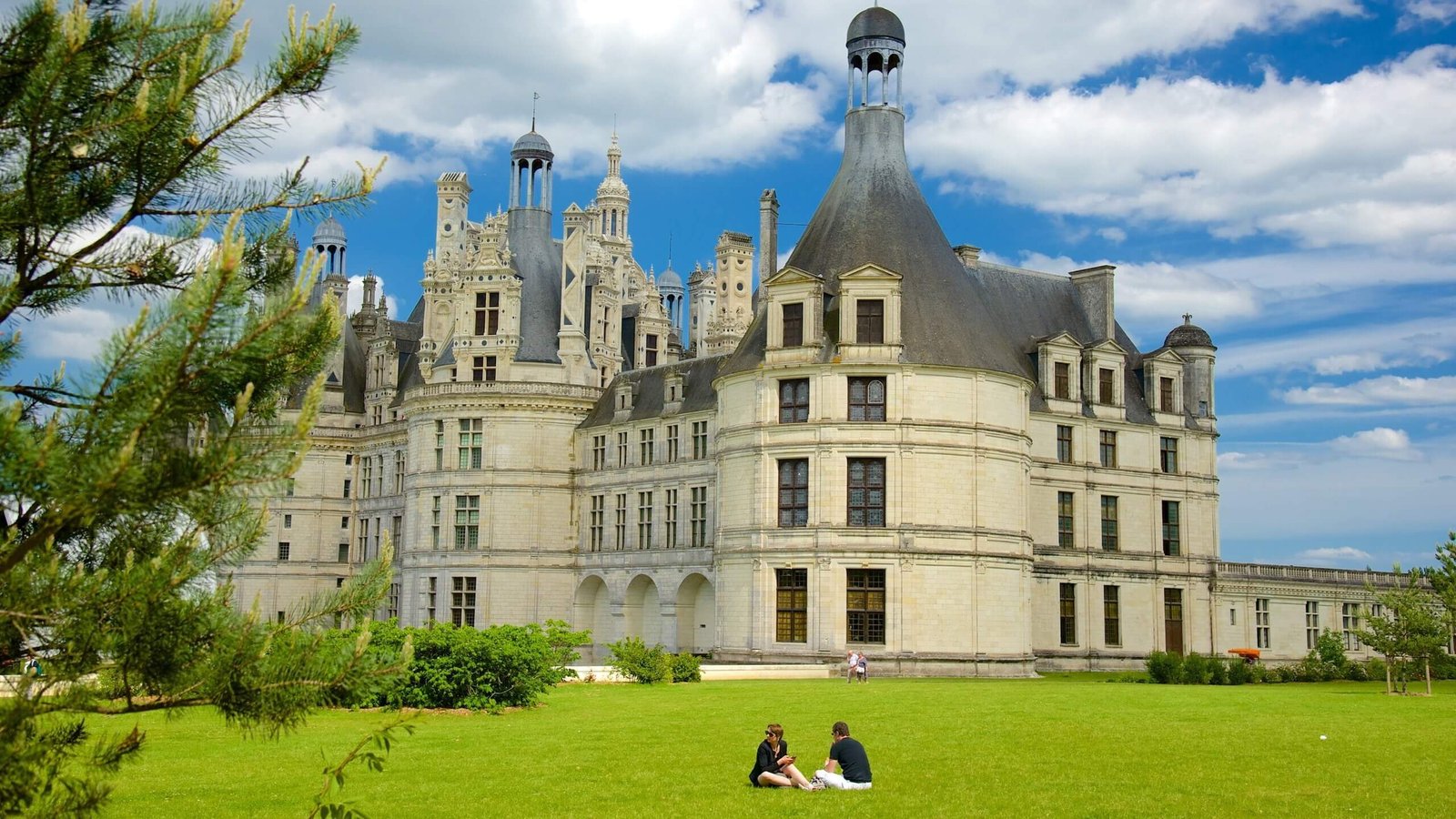 Một số thông tin khi ghé thăm lâu đài Chateau de Chambord