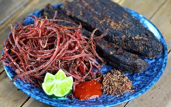 Thịt trâu gác bếp – Hương vị Tây Bắc đặc sắc