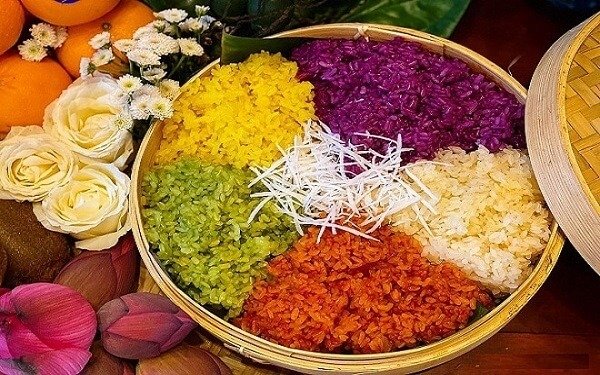 Xôi ngũ sắc – Món ăn của núi rừng