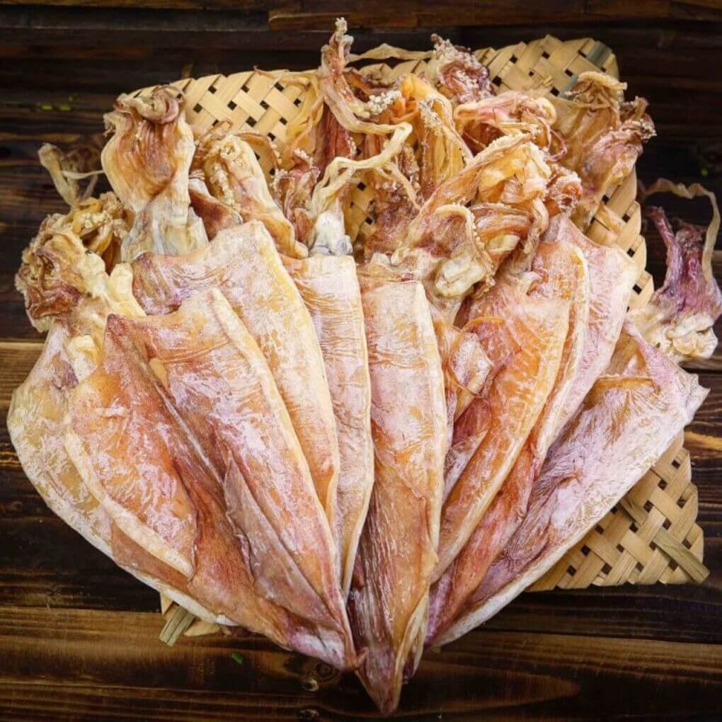 Top Đặc Sản Vĩnh Hy Gây Thương Nhớ Du Khách 3 Mực một nắng