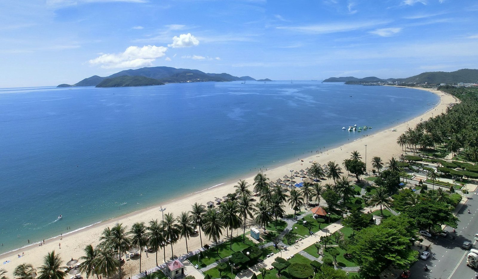 Danh lam thắng cảnh Nha Trang: Top 15 điểm đến hot nhất