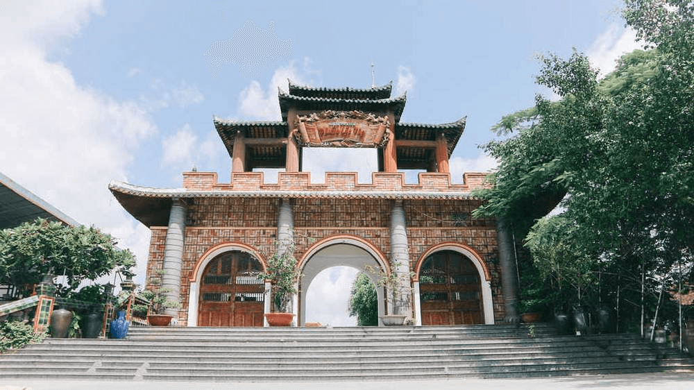 Khu Du Lịch Đức Hòa Đức Huệ: Khám Phá Top Điểm Đến Hút Khách 3 Làng cổ Phước Lộc Thọ