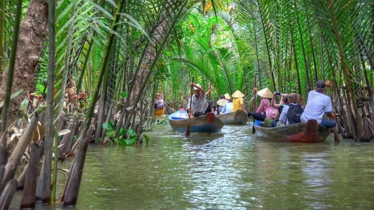 Khu du lịch cù lao Long Trị - Cồn Bàng