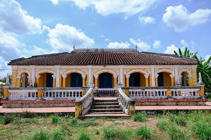 Cụm nhà cổ Thanh Phú Long