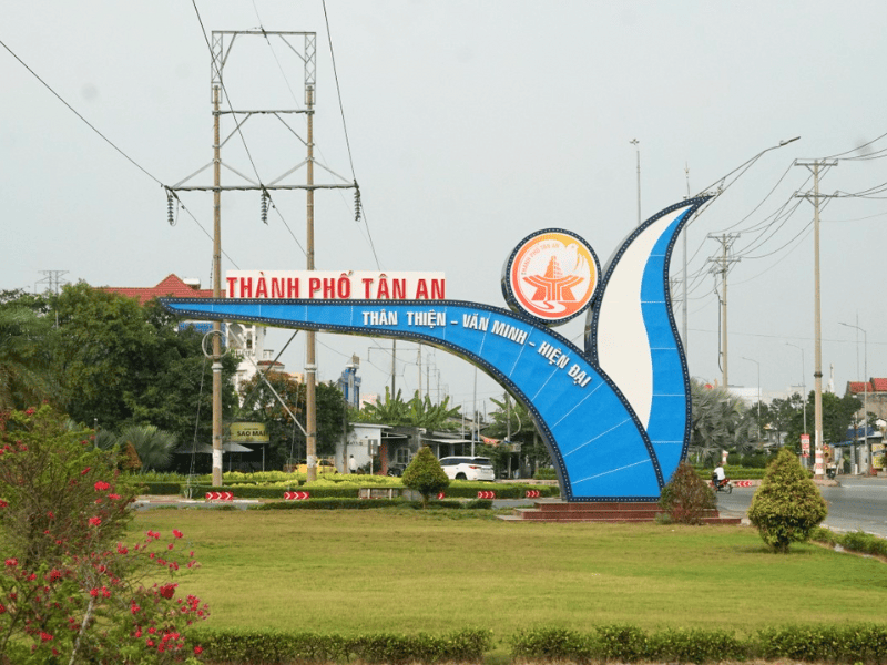 Tân An có gì chơi? 