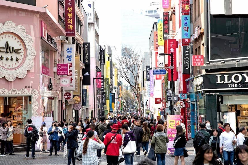Myeong Dong - Phố mua sắm bậc nhất Seoul