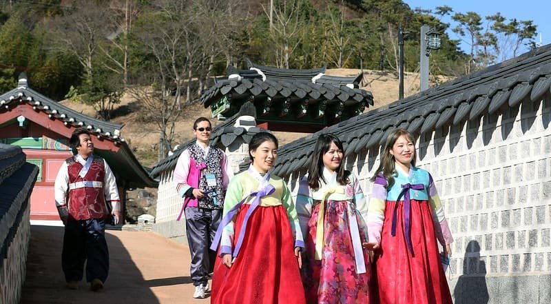 Hanbok – Quốc phục tiêu biểu cho văn hóa dân tộc