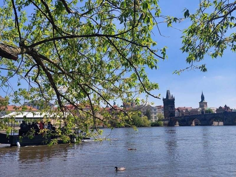 Cầu Charles – Biểu tượng lãng mạn giữa lòng Prague