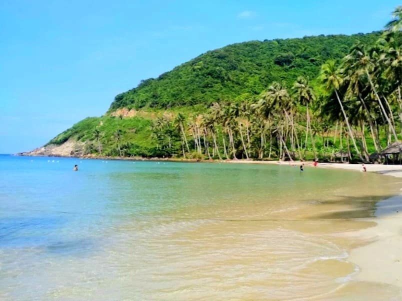 Bãi Cây Mến nằm ở đâu?