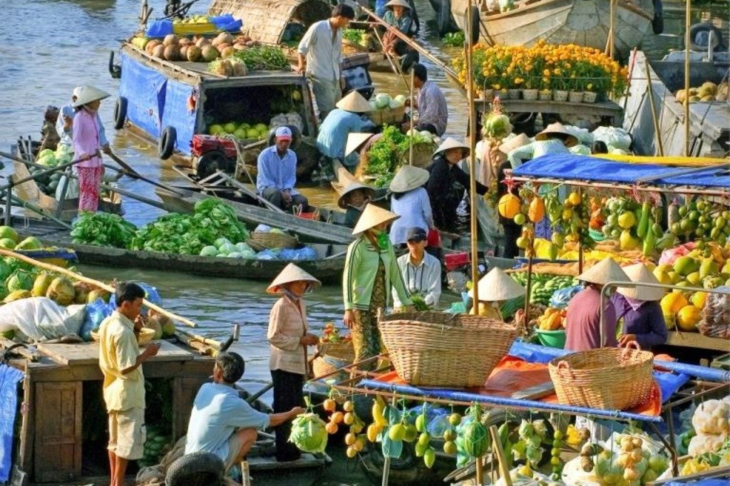 Sự đa dạng và phong phú của hàng hóa tại Chợ Ngã Bảy