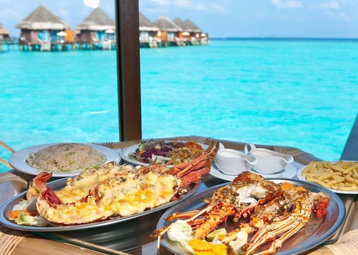 Thưởng thức ẩm thực tại Maldives
