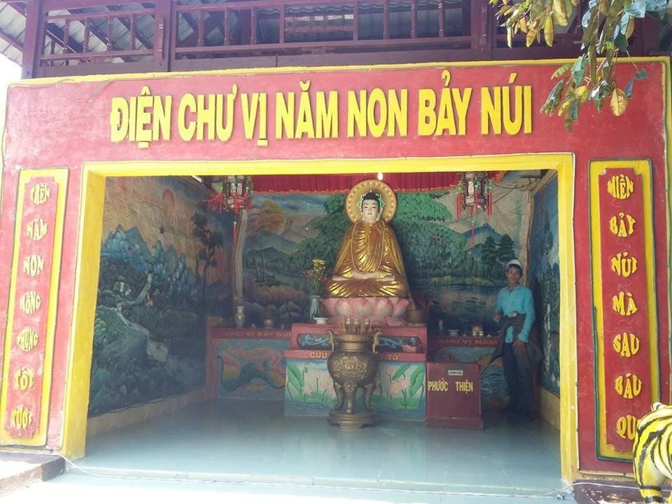 Khám phá những điểm tâm linh quanh Núi Két